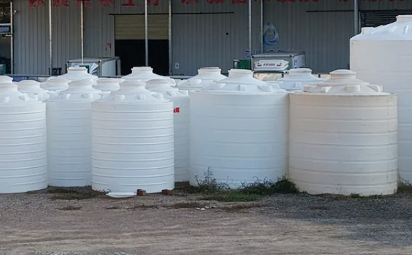 现代物流储存的基石:华亭塑料桶批发采购决策与行业应用全景解析 现代物流储存的基石:华亭塑料桶批发采购决策与行业应用全景解析